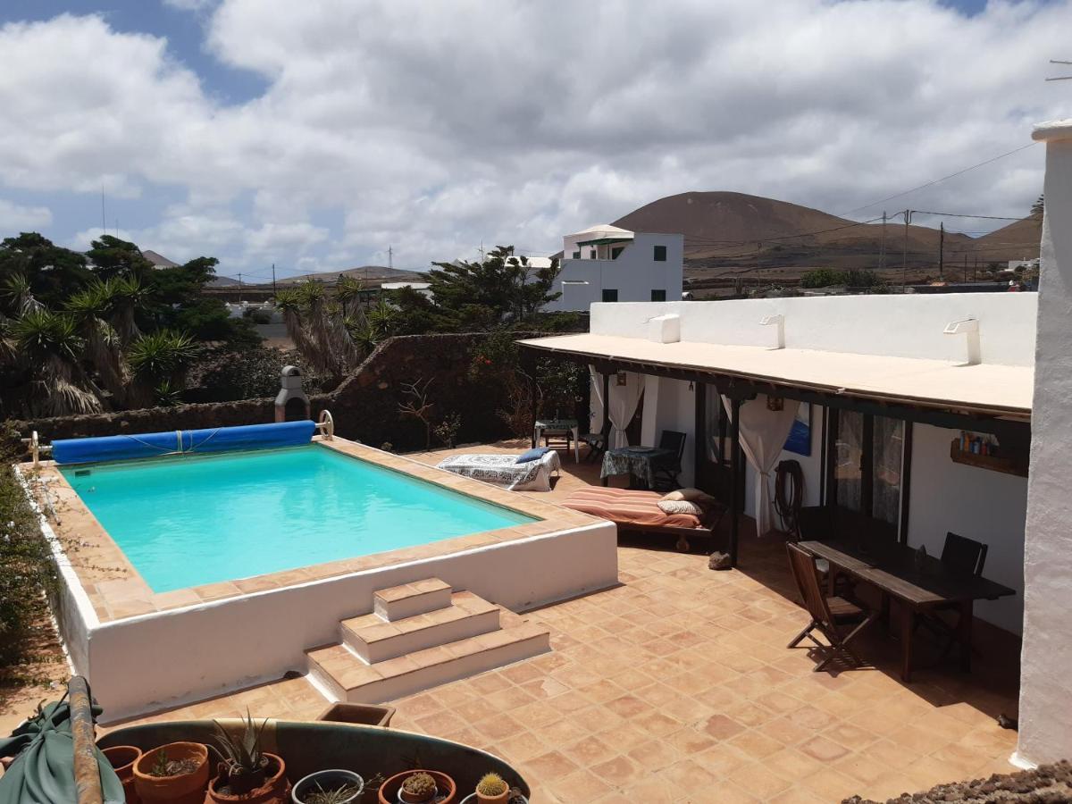 Tipica Lanzarote House Only Adults Bed & Breakfast Tías Eksteriør bilde