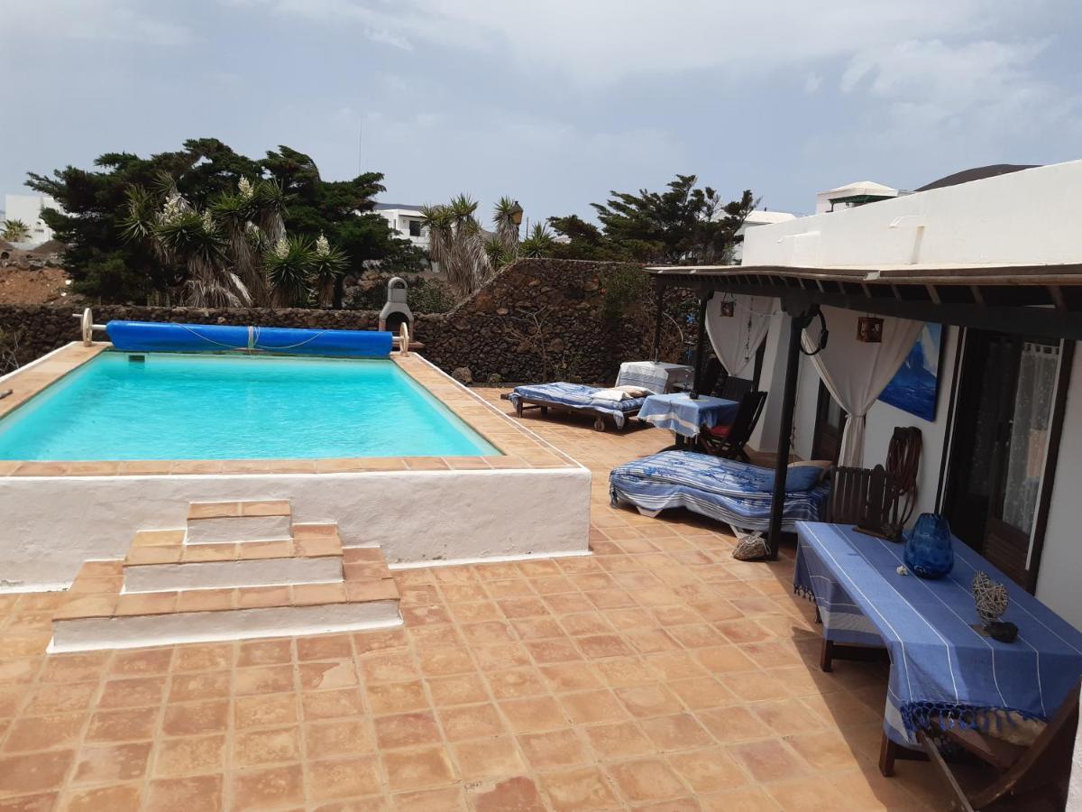 Tipica Lanzarote House Only Adults Bed & Breakfast Tías Eksteriør bilde