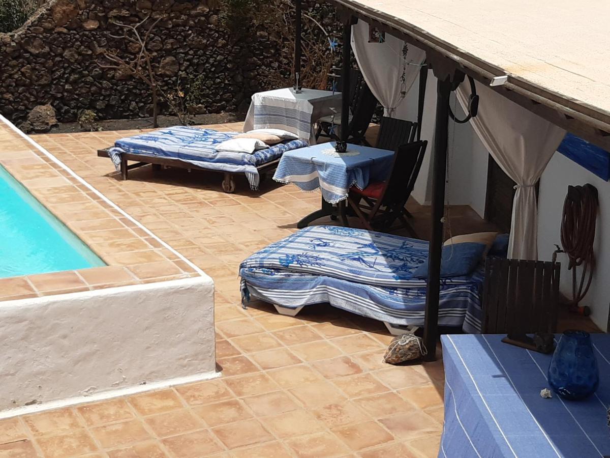 Tipica Lanzarote House Only Adults Bed & Breakfast Tías Eksteriør bilde