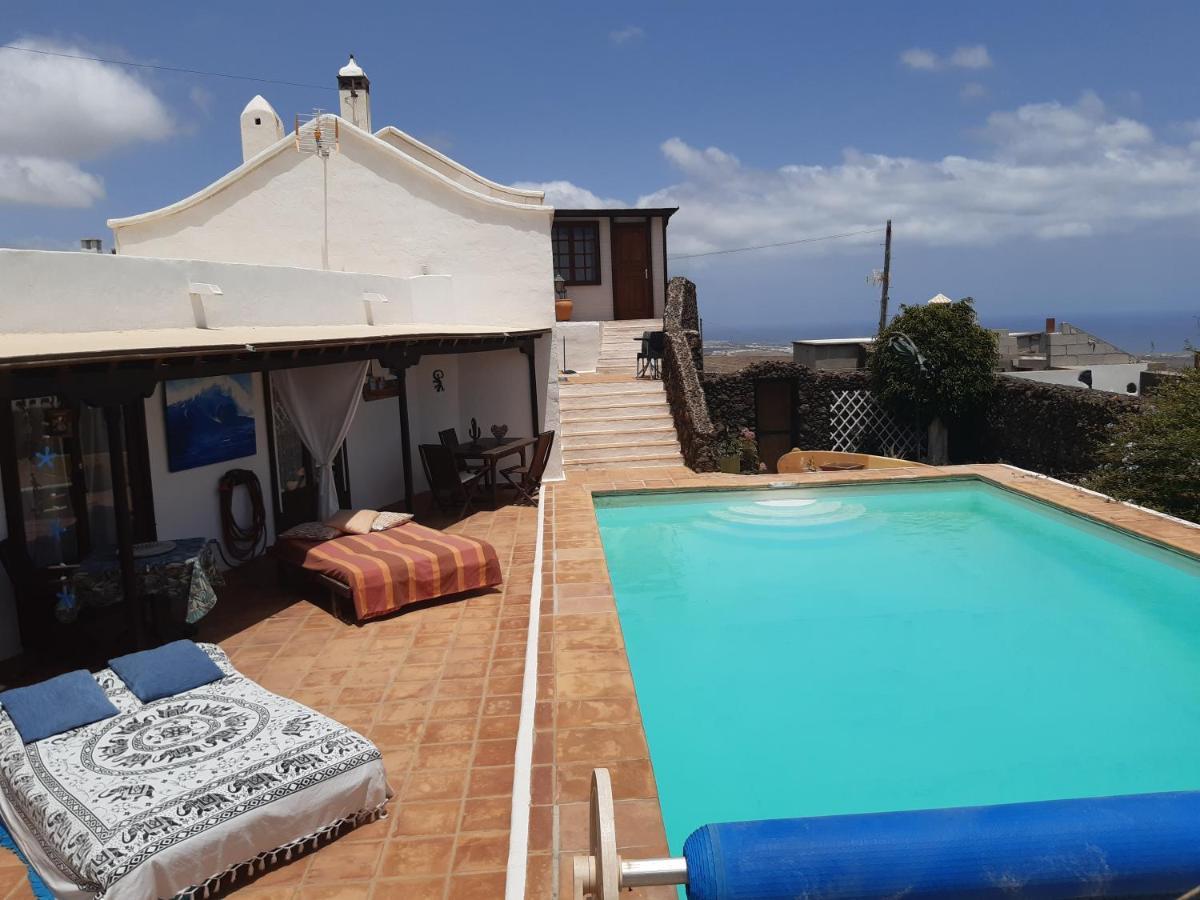 Tipica Lanzarote House Only Adults Bed & Breakfast Tías Eksteriør bilde
