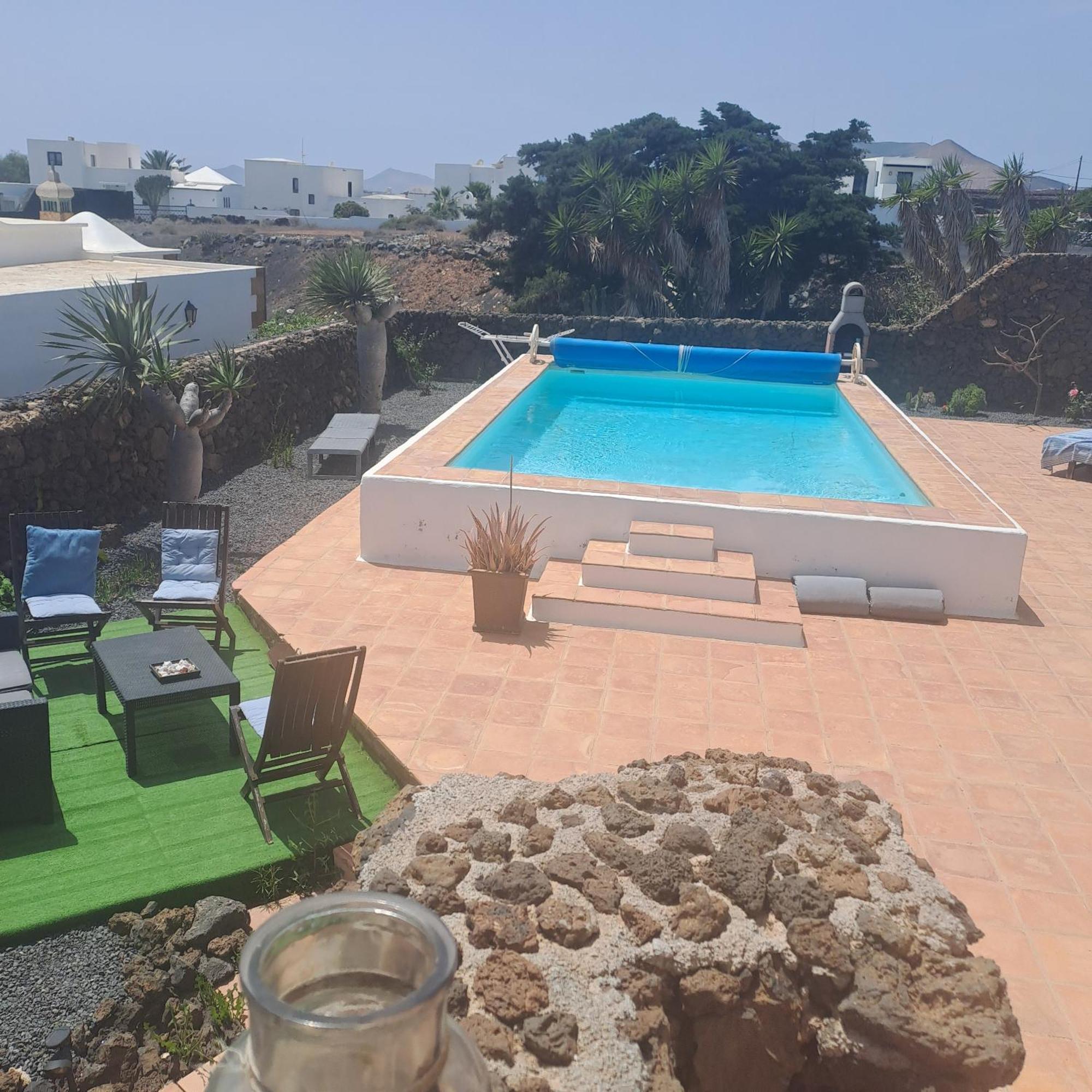 Tipica Lanzarote House Only Adults Bed & Breakfast Tías Eksteriør bilde