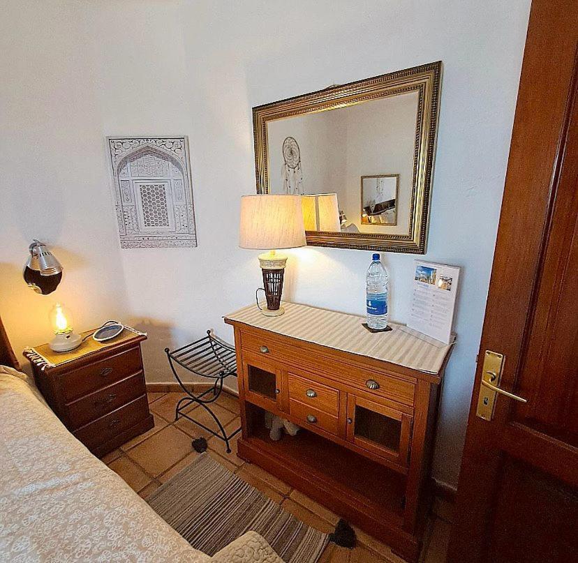 Tipica Lanzarote House Only Adults Bed & Breakfast Tías Rom bilde